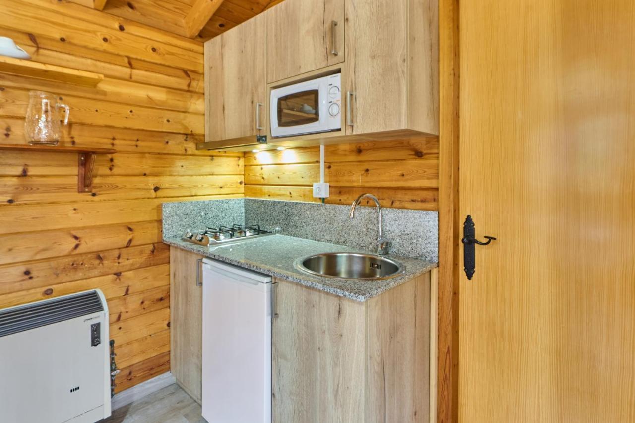 Camping Fontfreda Castellar del Riu Exterior foto